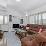 Almas Villa Neoric