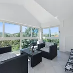 Almas Villa Neoric