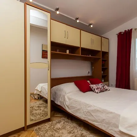 Almas Villa