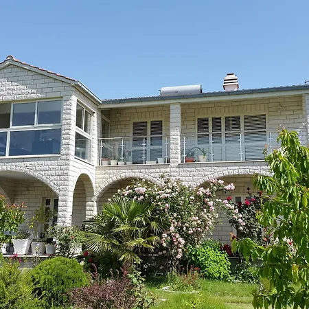 Villa Almas